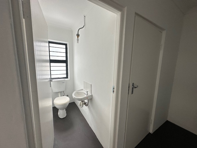 To Let Commercial Property for Rent in Maitland Western Cape